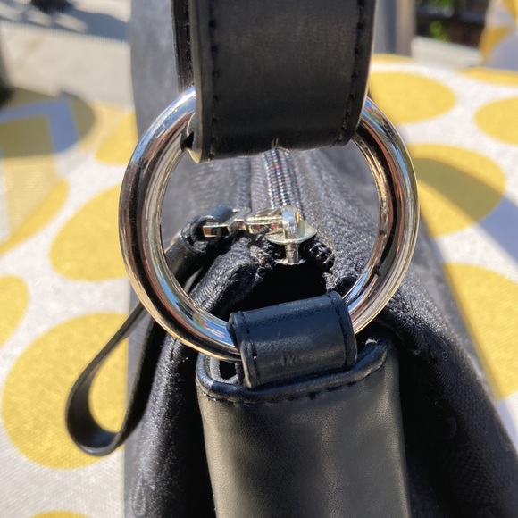 Guy Laroche Bag in perfect condition - Picture 3 of 8